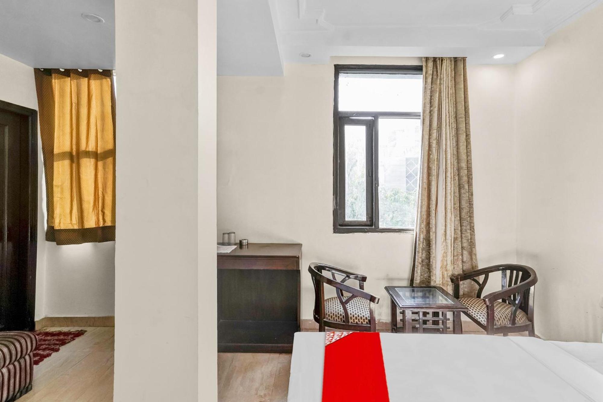 Hotel O Delhi Empire New Delhi Exterior photo